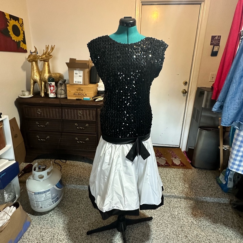 1980’s Drop Waist Asymmetrical Black Sequin and White Dress EZ HALLOWEEN COSTUME